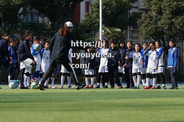 九游娱乐-亚洲足球推广活动走进校园，启蒙幼小